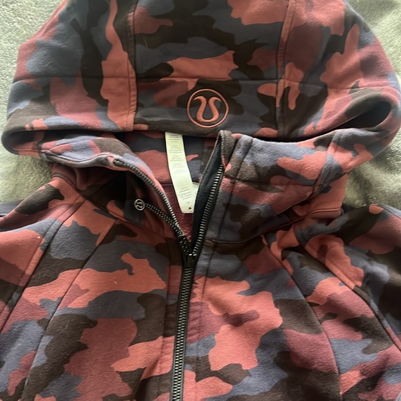 Lululemon scuba sweatshirt - Picture 2 of 4